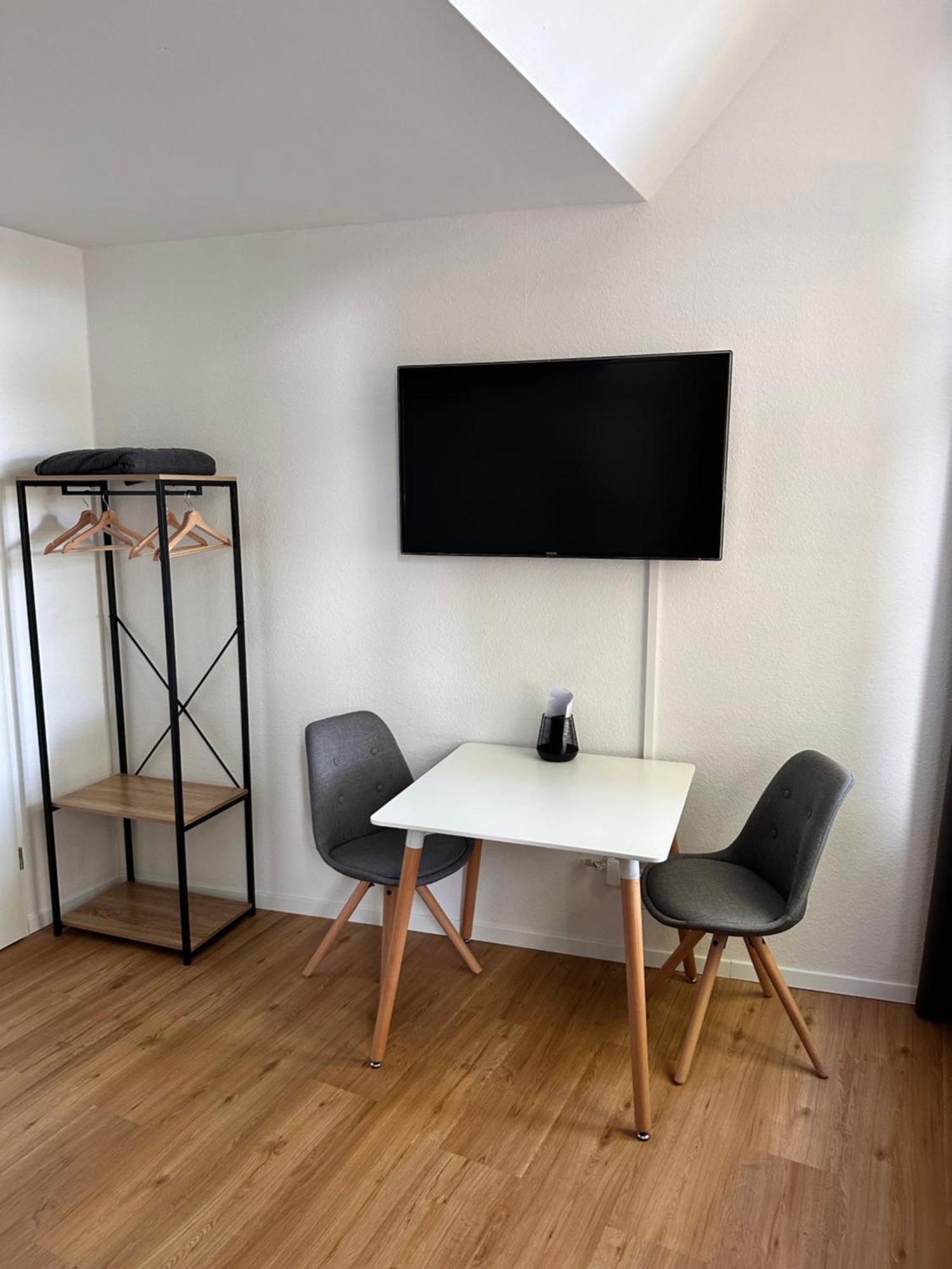 Zentrales Apartment Mit Parkplatz Hockenheim Exteriér fotografie